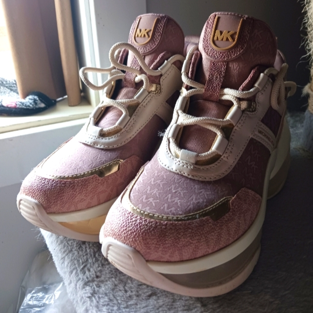 Michael Kors Olympia Mixed-Media Trainer Pink Gold White Bubble Size 6.5
